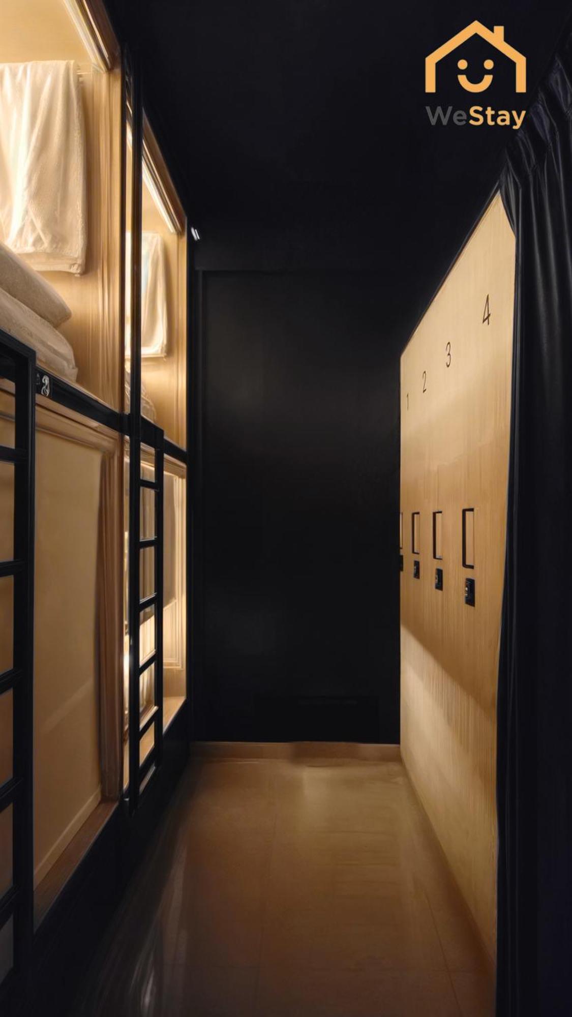 Хостел Westay Capsule *